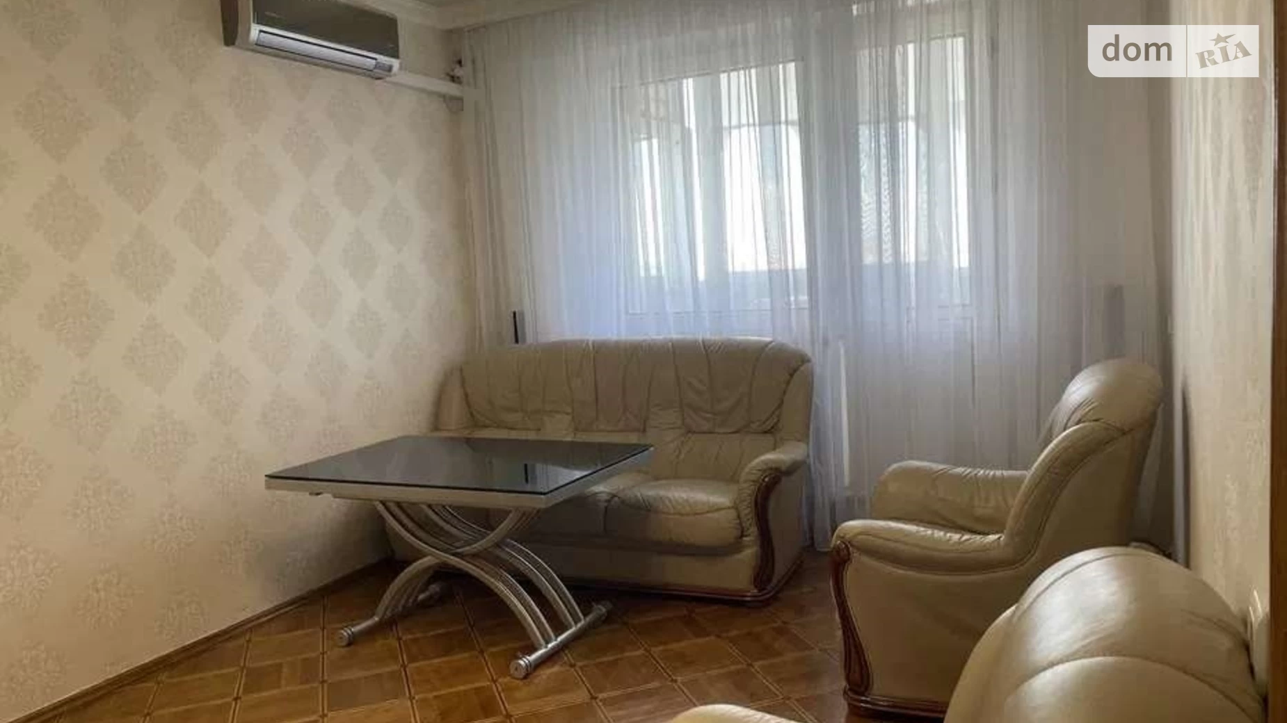 Продается 4-комнатная квартира 83 кв. м в Харькове, ул. Танкопия