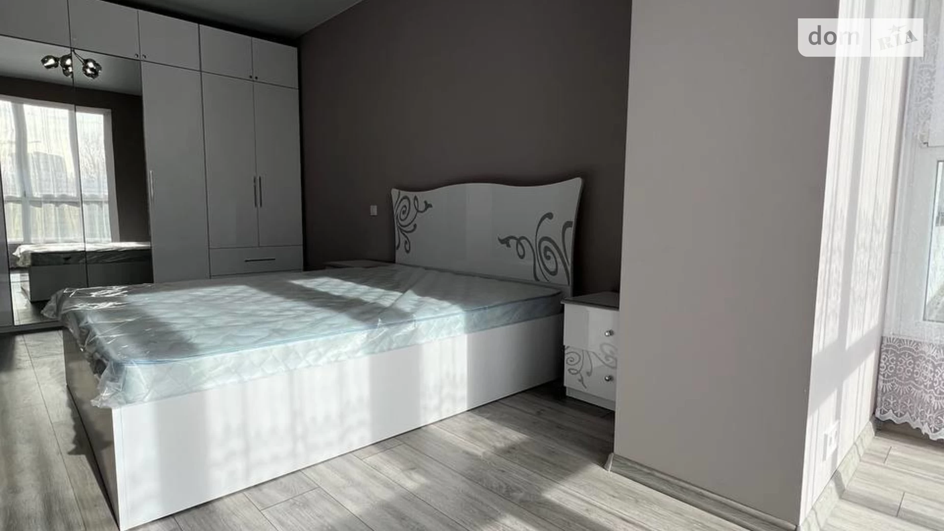 Продается 1-комнатная квартира 48.5 кв. м в Ивано-Франковске, ул. Химиков - фото 5