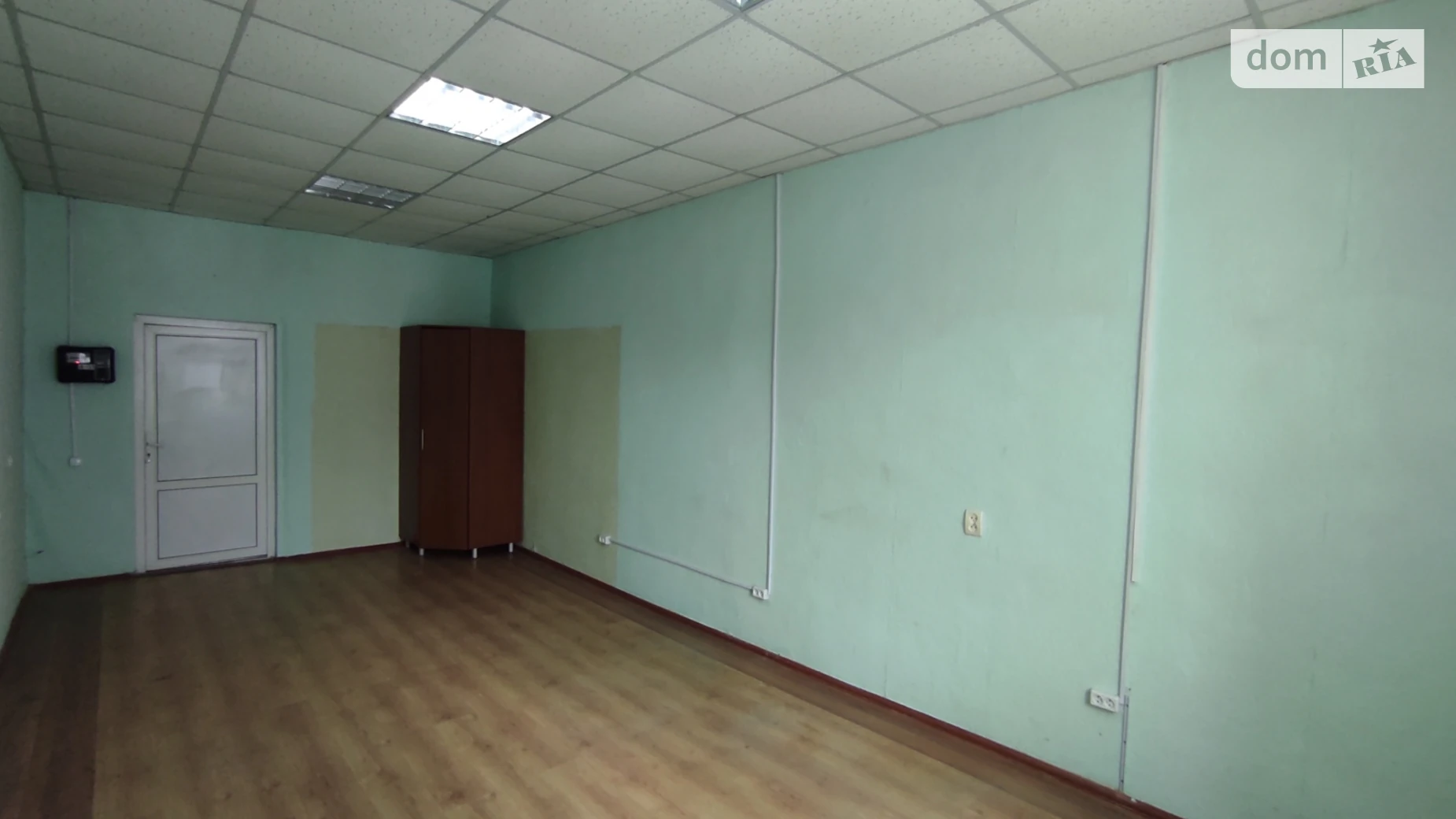 Сдается в аренду офис 25 кв. м в бизнес-центре, цена: 5600 грн - фото 2