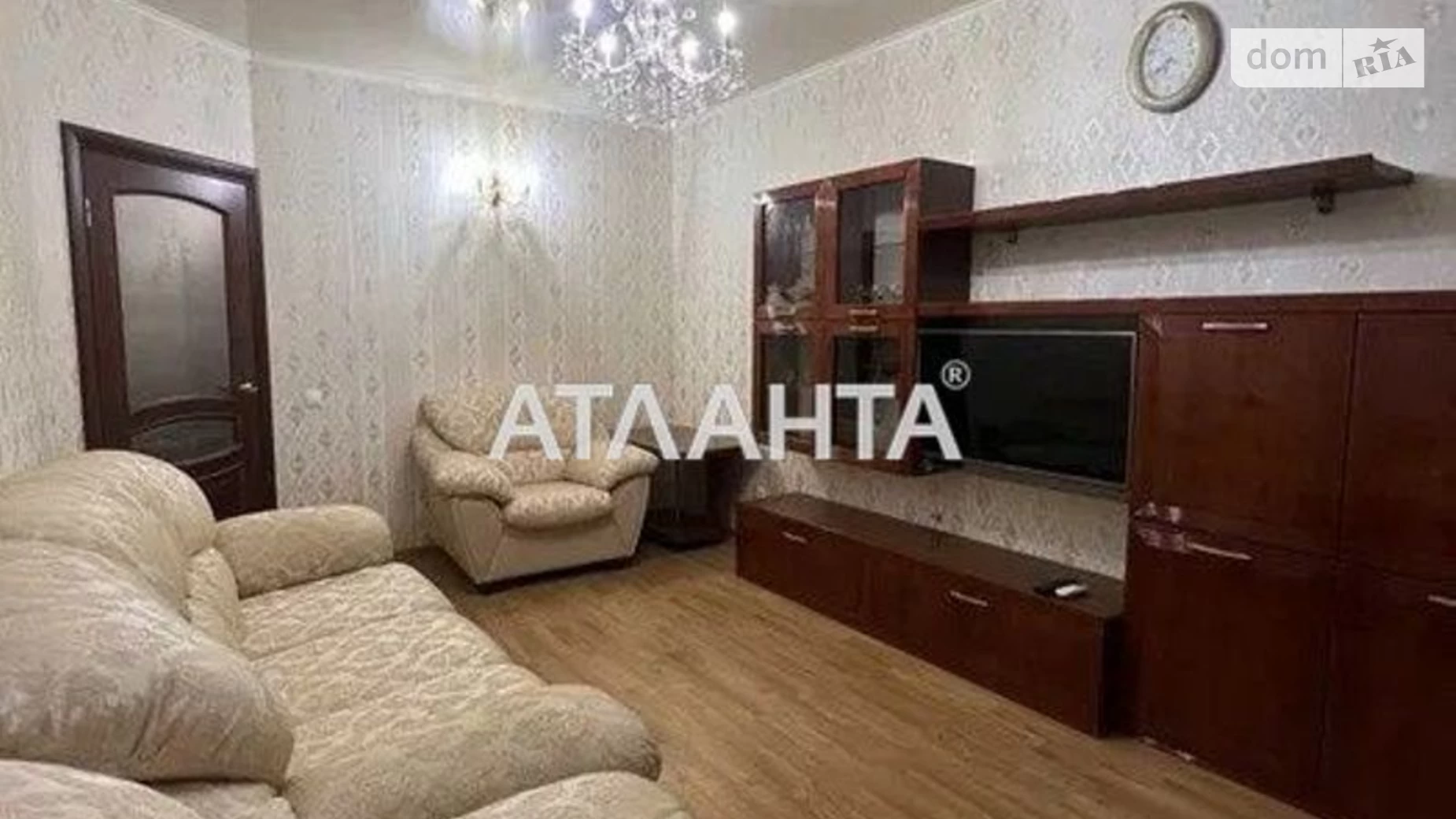 Продается 2-комнатная квартира 57.4 кв. м в Киеве, ул. Вышгородская, 45А