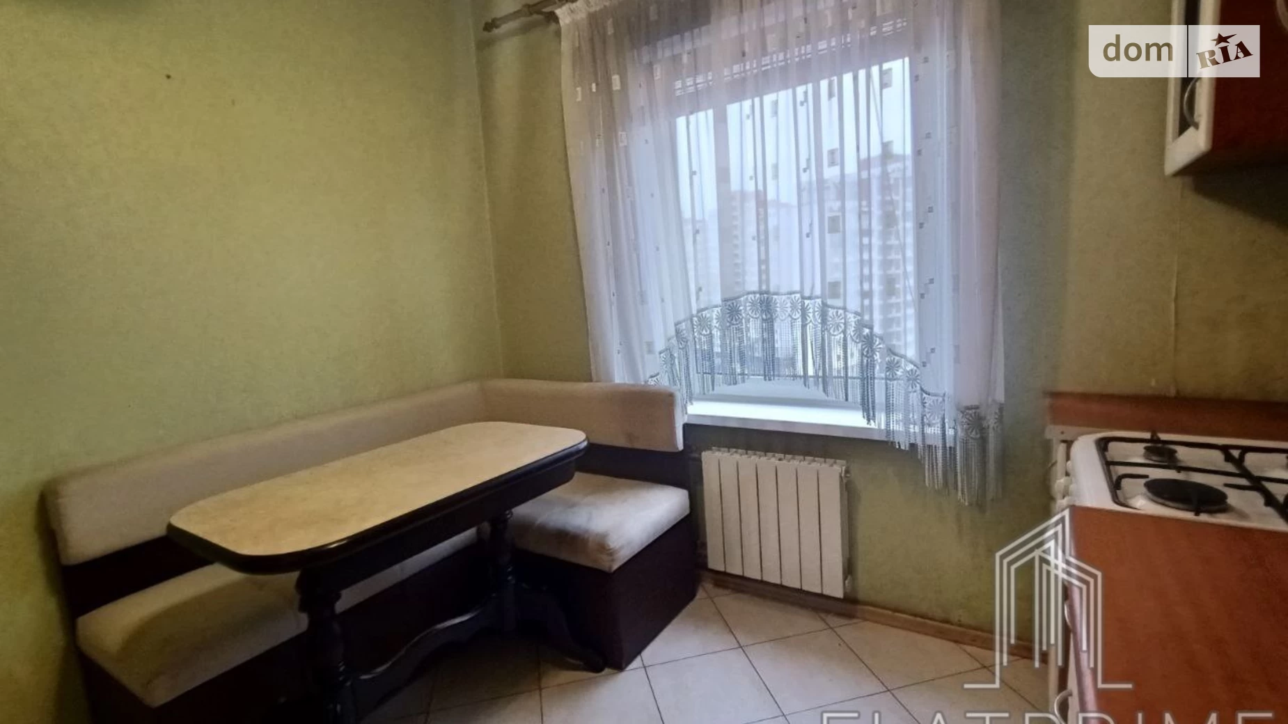 Продается 2-комнатная квартира 51 кв. м в Киеве, ул. Ревуцкого, 25