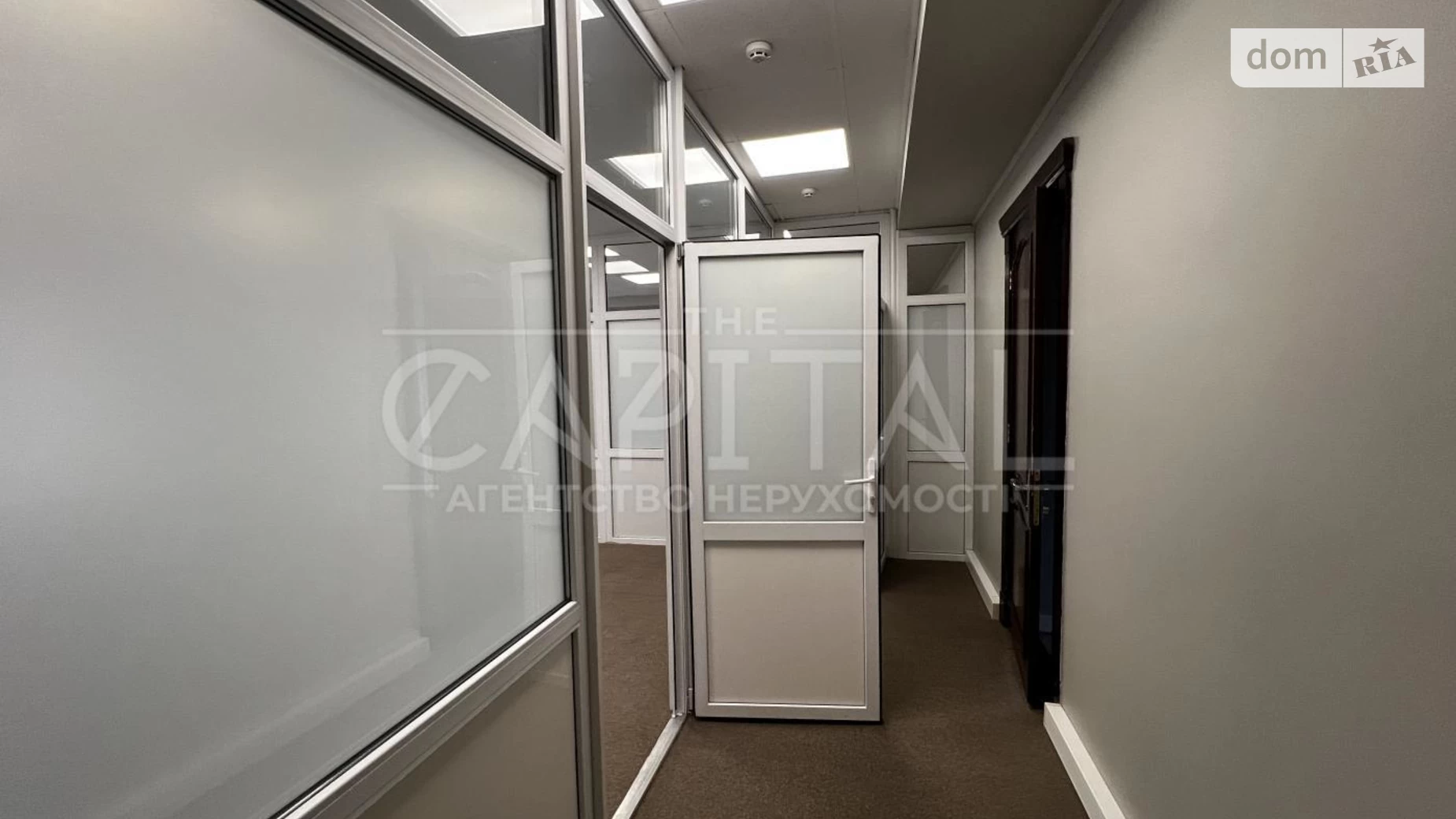 Сдается в аренду офис 357 кв. м в бизнес-центре, цена: 3567 $ - фото 5