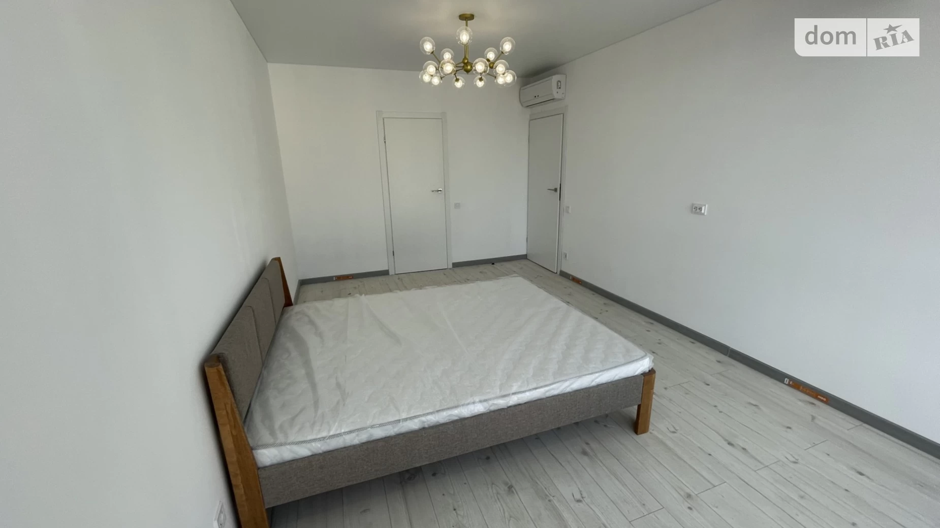 Продается 2-комнатная квартира 71.7 кв. м в, цена: 96800 $ - фото 5