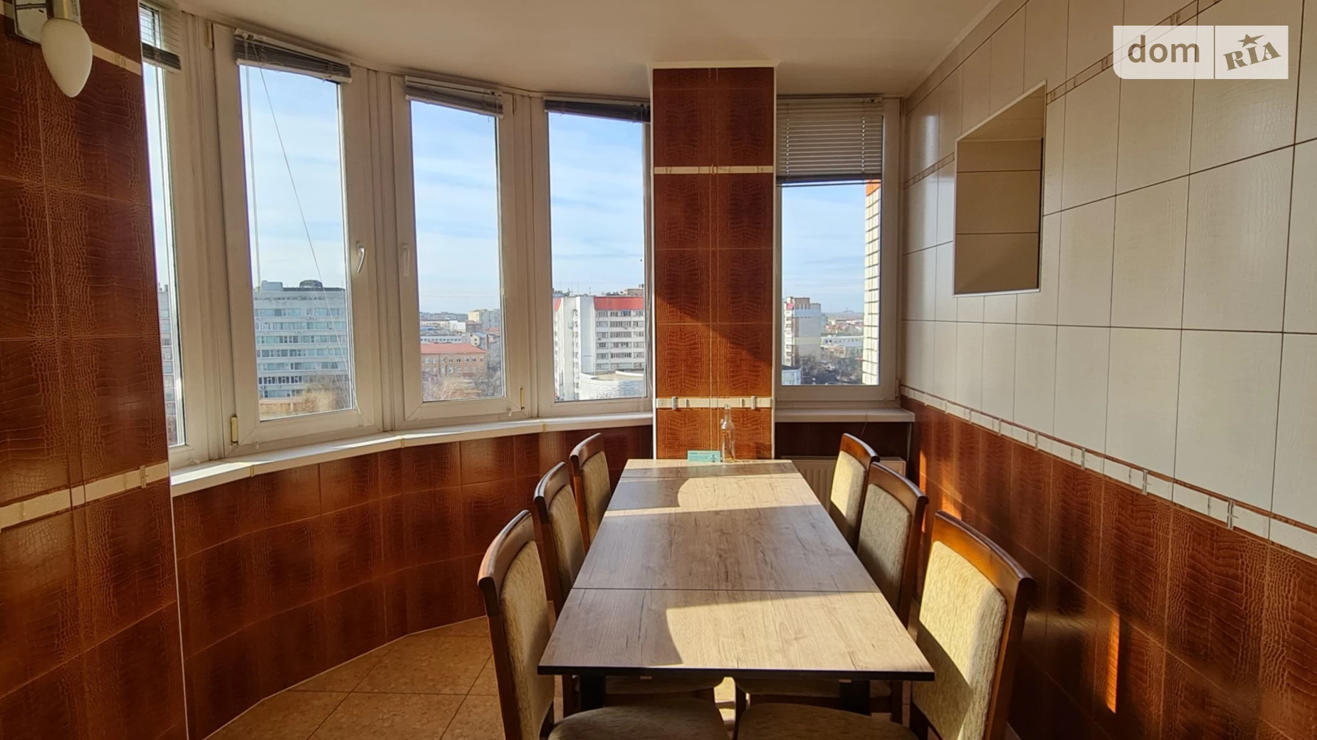 Продается 3-комнатная квартира 118.1 кв. м в Хмельницком, ул. Шевченко - фото 2