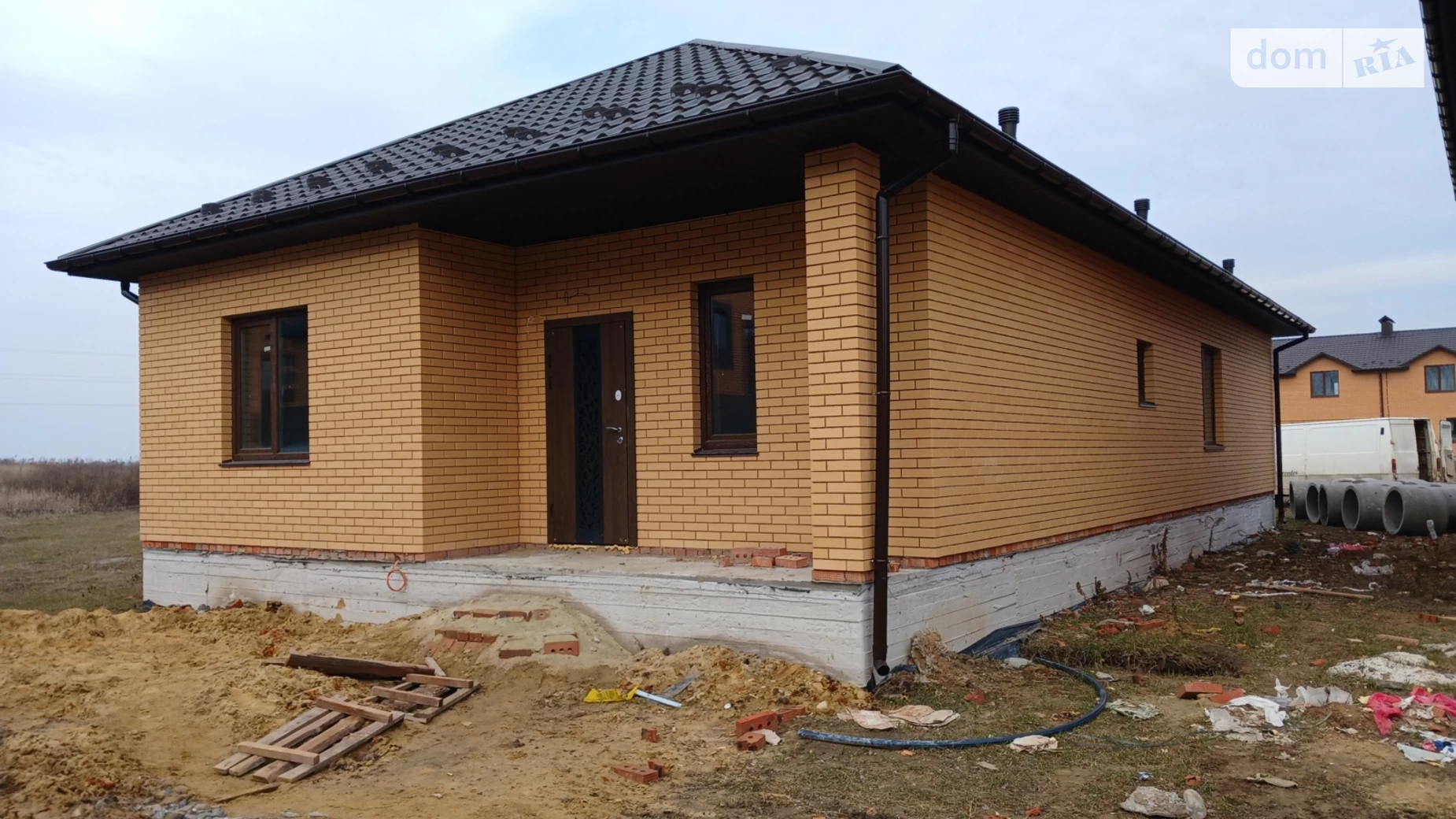 Продается одноэтажный дом 120 кв. м с верандой, цена: 92000 $ - фото 2