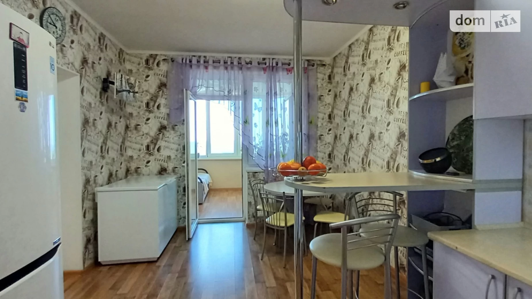 Продается 2-комнатная квартира 74 кв. м в Черноморске, ул. Парусная - фото 4