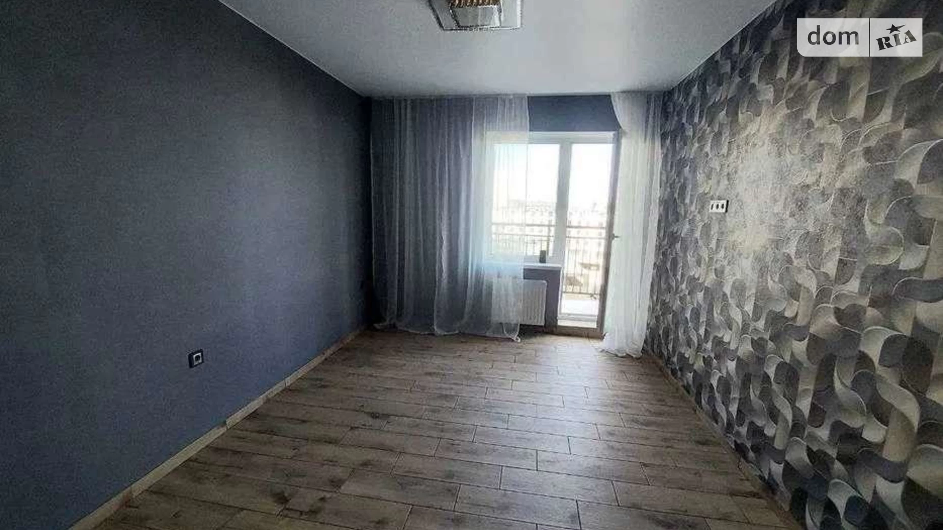 Продается 1-комнатная квартира 42 кв. м в Крыжановка, ул. Академика Сахарова, 3Д