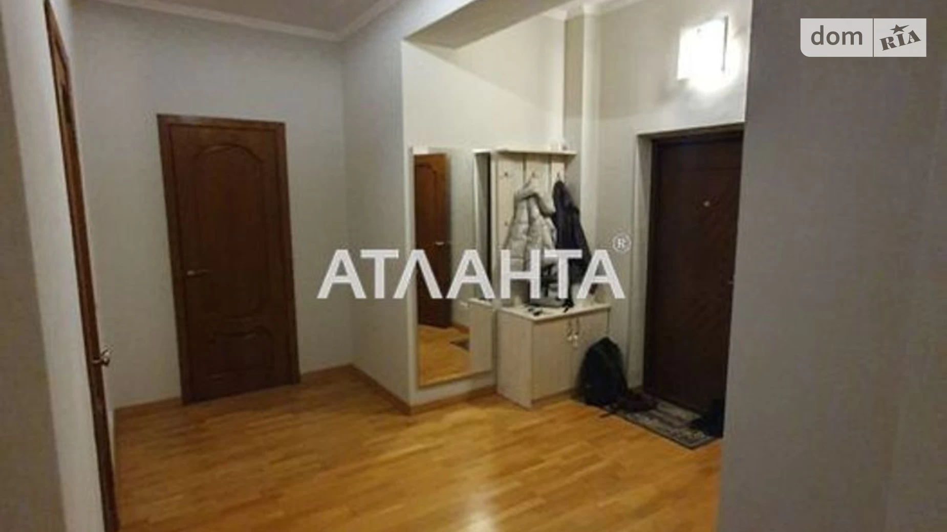 Продается 2-комнатная квартира 68 кв. м в Киеве, ул. Туровская, 29