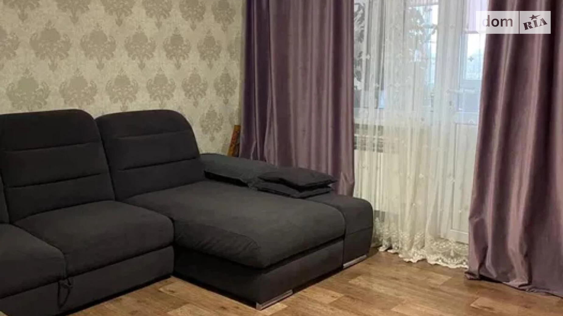 Продается 2-комнатная квартира 52 кв. м в Одессе, ул. Центральная (Люстдорф)