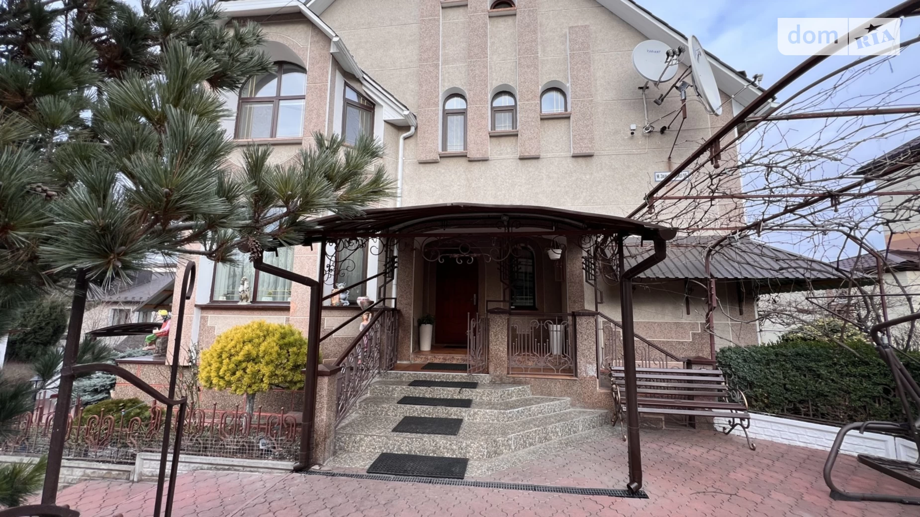 Продается дом на 2 этажа 304.2 кв. м с бассейном, цена: 270000 $ - фото 4