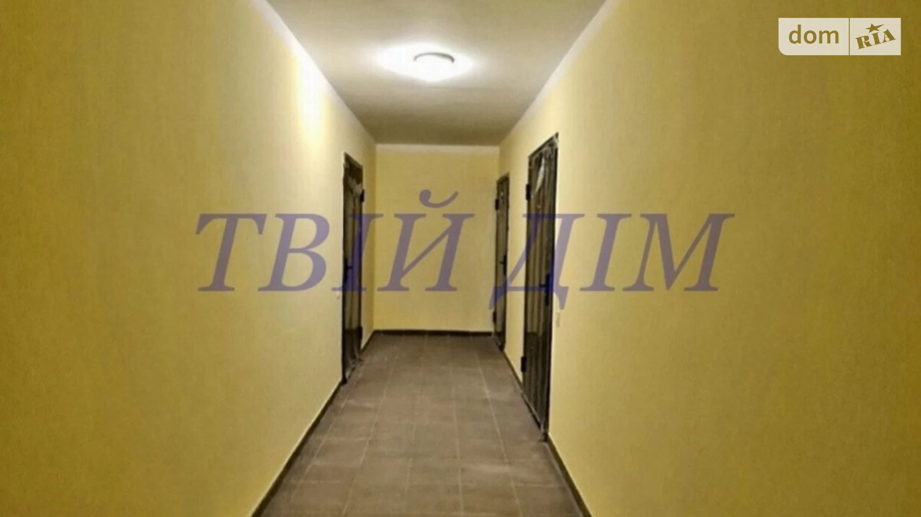 Продається 1-кімнатна квартира 39 кв. м у Борисполі, вул. Банківська 