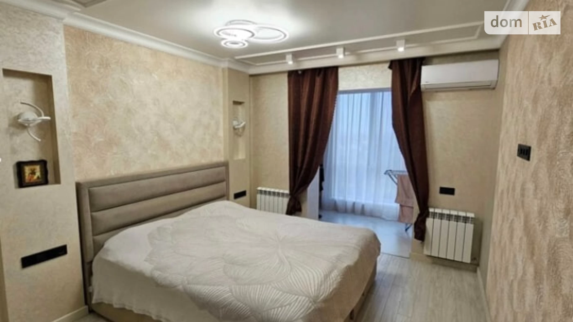 Продается 2-комнатная квартира 74 кв. м в Днепре, ул. Семейная, 5 - фото 2