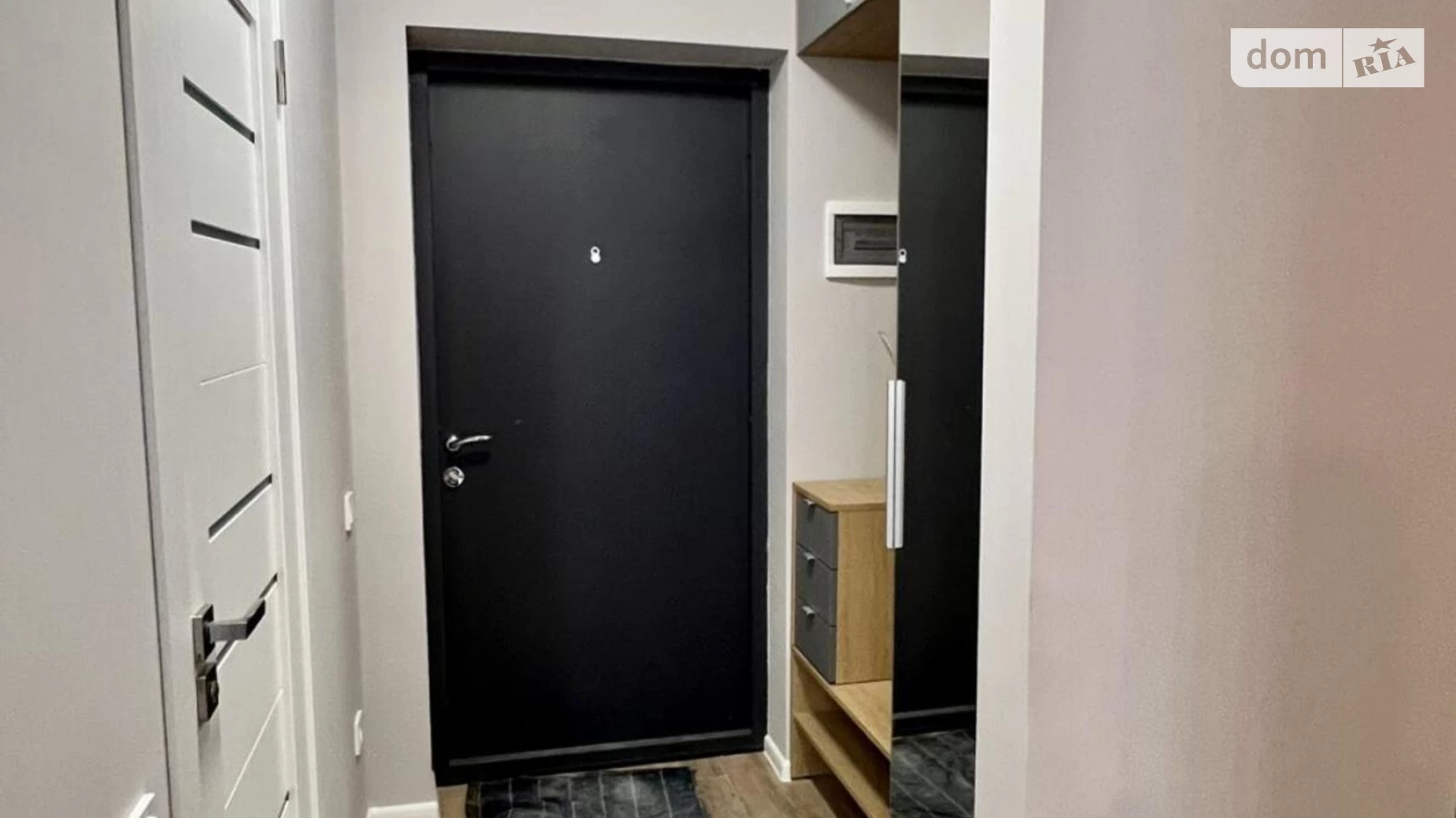 Продається 1-кімнатна квартира 40 кв. м у Львові