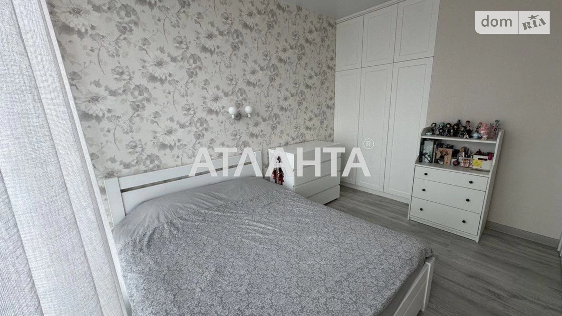 Продается 1-комнатная квартира 44.6 кв. м в Одессе, ул. Новобереговая, 12А