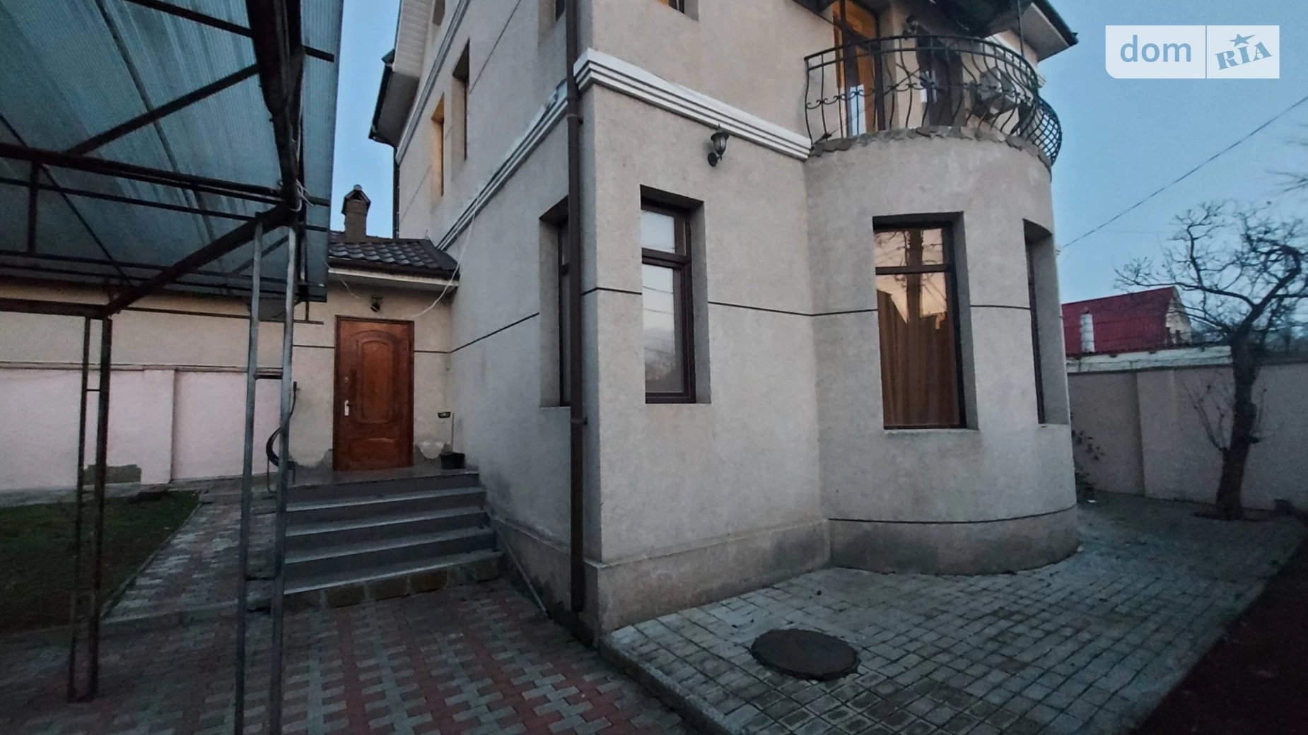 Продается дом на 3 этажа 270 кв. м с мебелью, цена: 200000 $ - фото 2