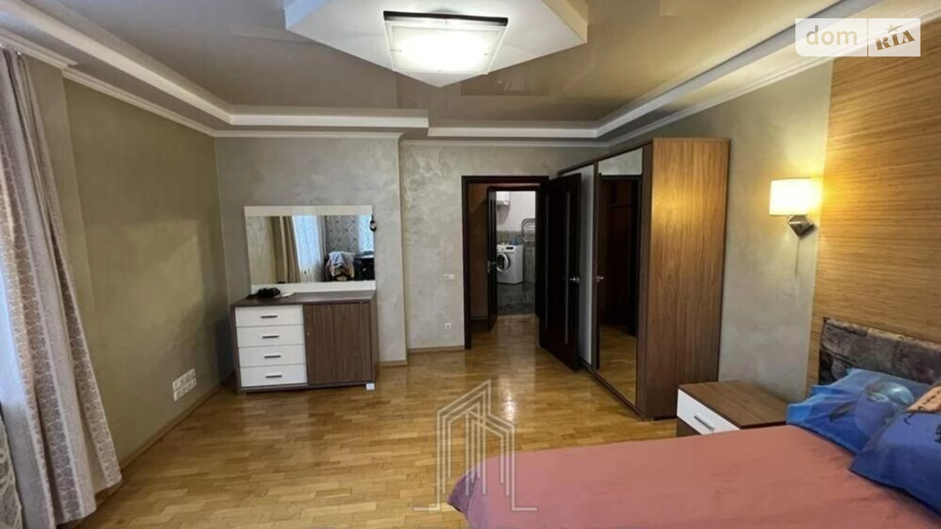 Продается 1-комнатная квартира 54.9 кв. м в Киеве, ул. Николая Краснова