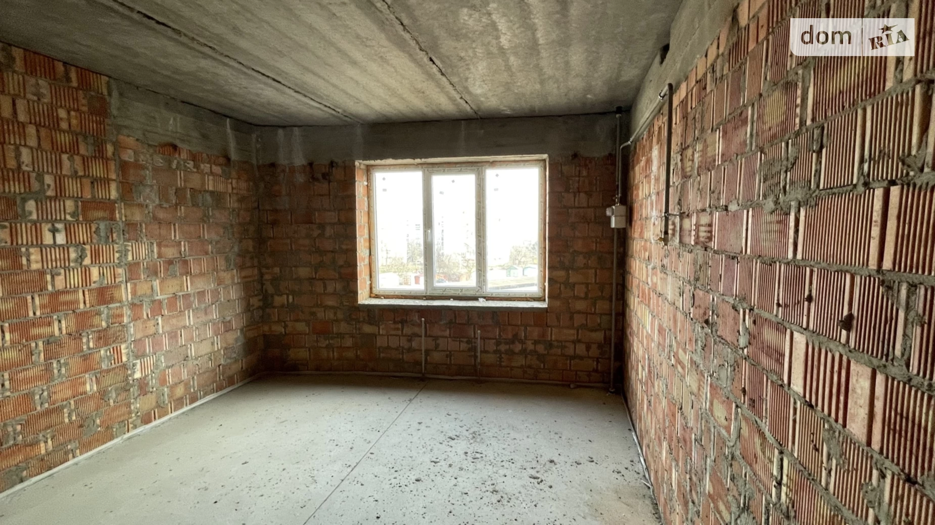 Продается 1-комнатная квартира 52 кв. м в Черноморске, ул. Парусная - фото 2