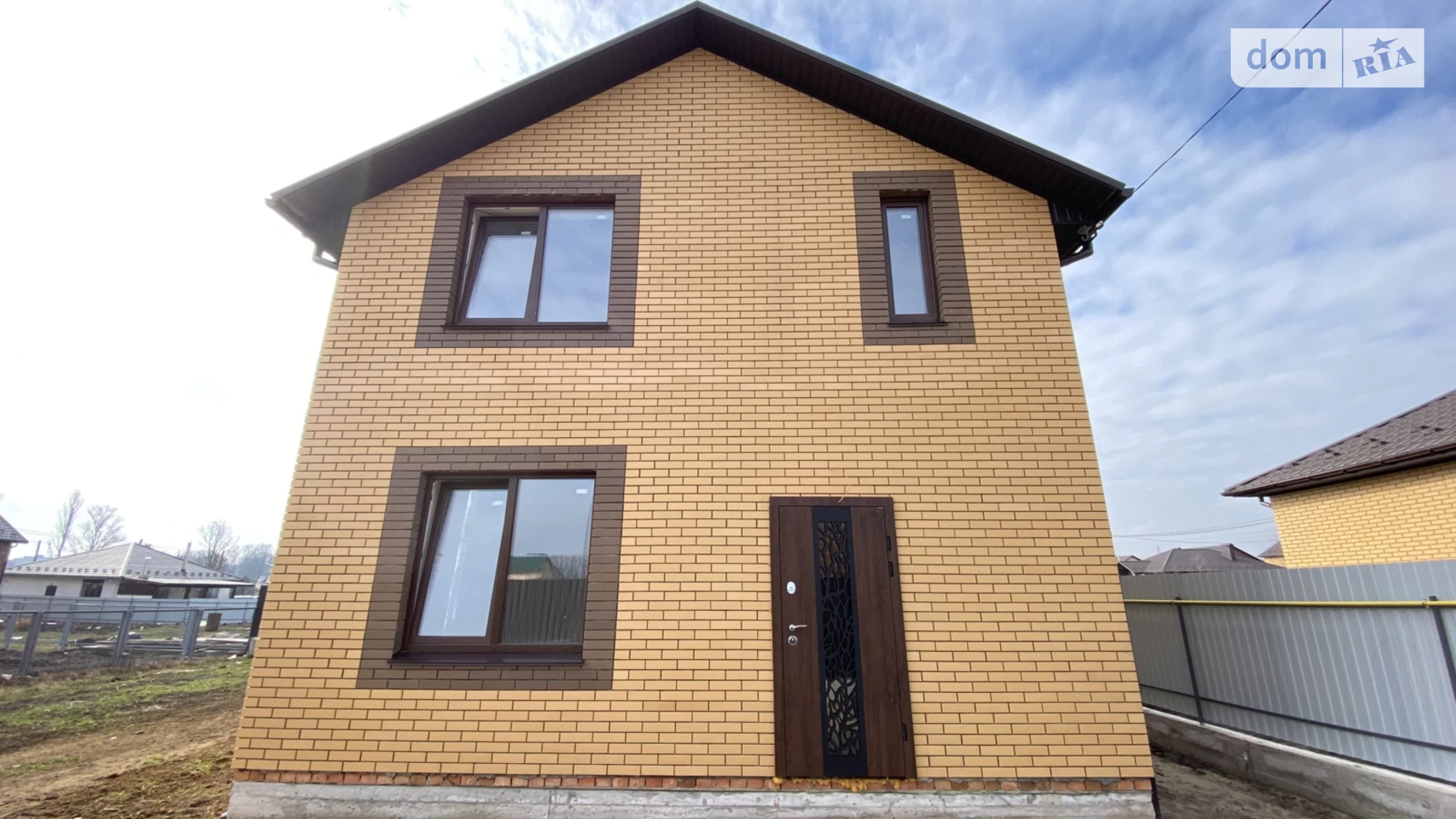 Продается дом на 2 этажа 115 кв. м с гаражом, цена: 88000 $ - фото 4