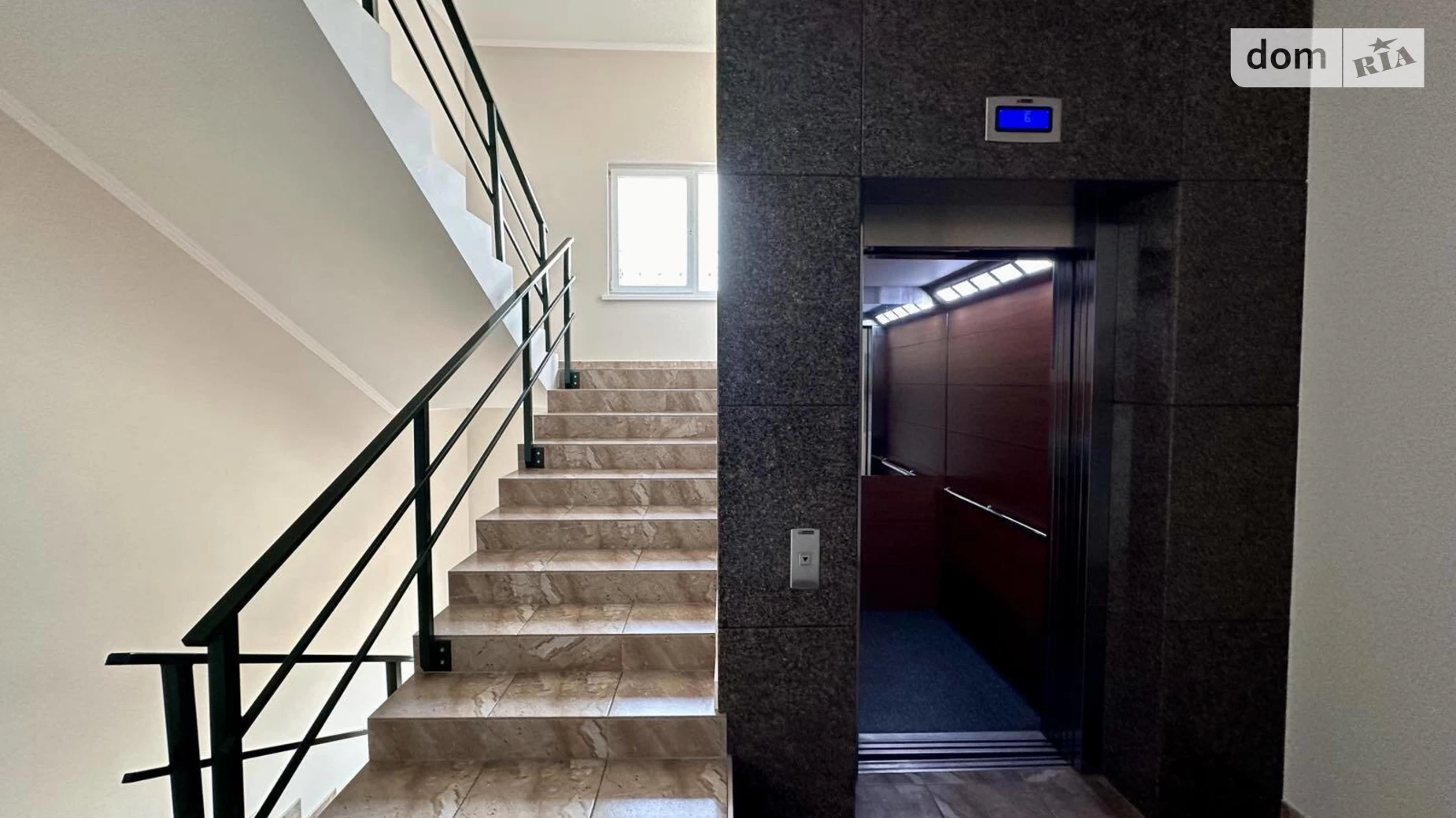 Продається 4-кімнатна квартира 208 кв. м у Харкові, вул. Чернишевська, 31А - фото 2