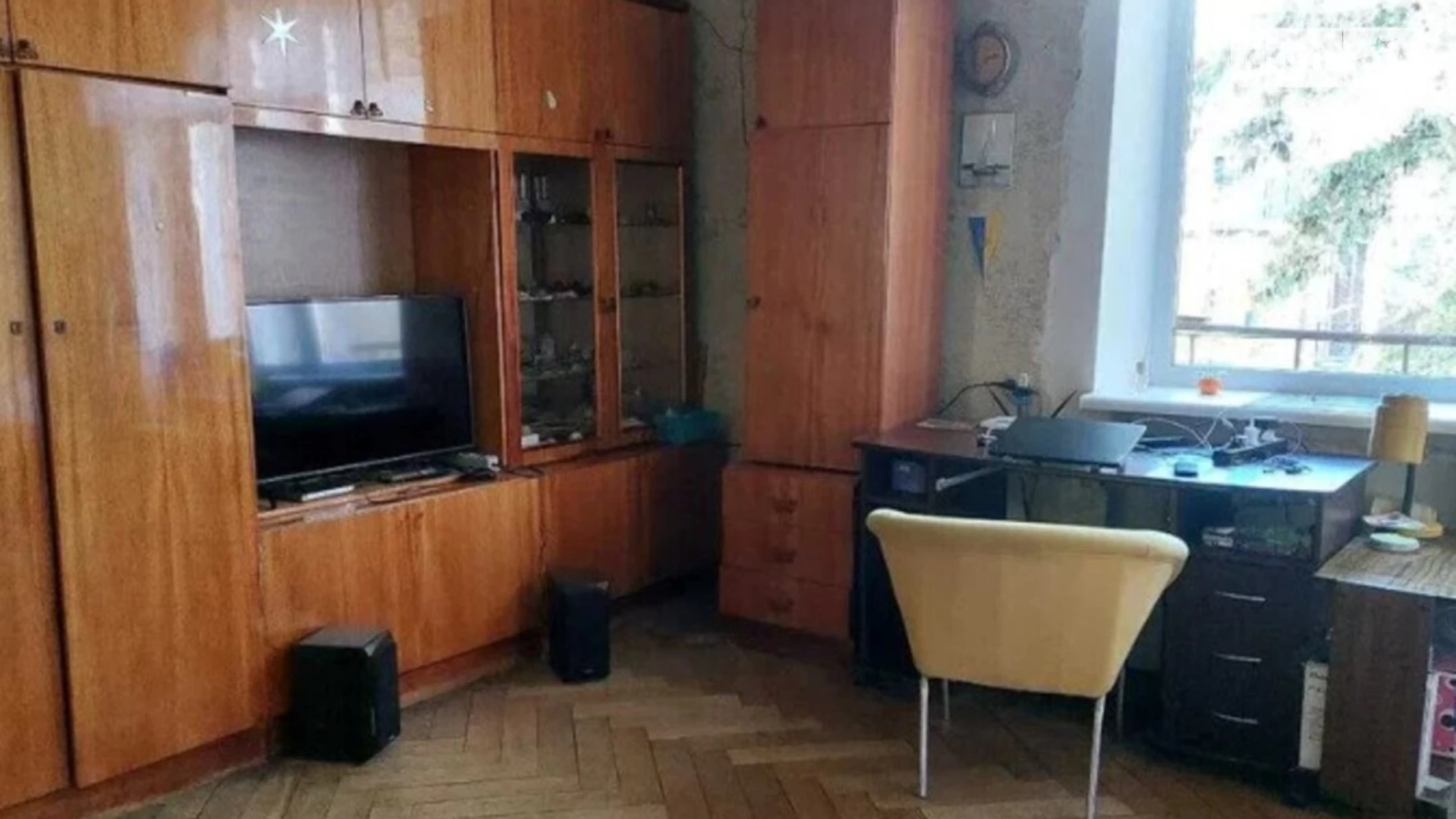 Продается 3-комнатная квартира 80 кв. м в Харькове, ул. Каразина, 6