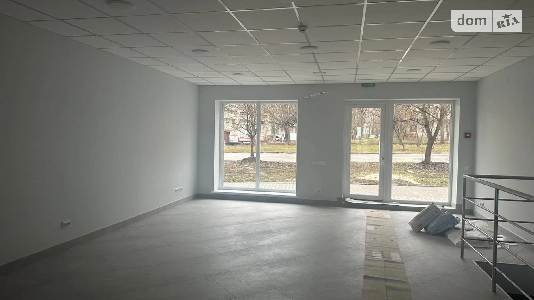 Здається в оренду приміщення вільного призначення 120 кв. м в 9-поверховій будівлі, цена: 45000 грн - фото 2