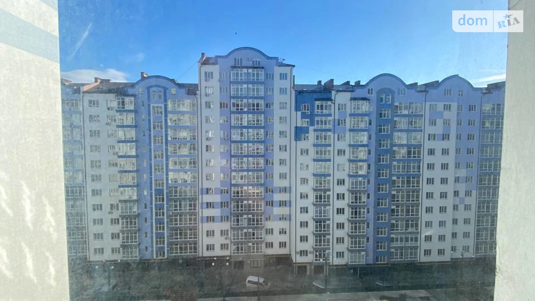 Продається 2-кімнатна квартира 62 кв. м у Івано-Франківську