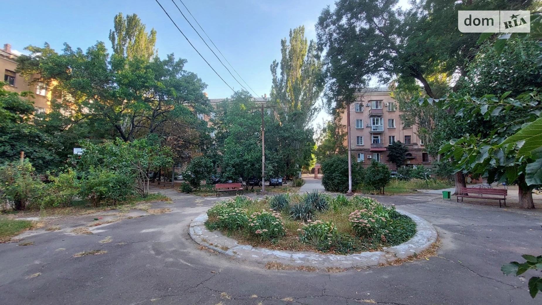 Продается 2-комнатная квартира 56 кв. м в Николаеве, ул. Дунаева