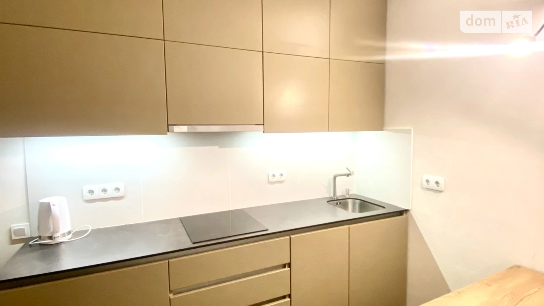 Продається 2-кімнатна квартира 60.2 кв. м у Києві, цена: 87000 $ - фото 3
