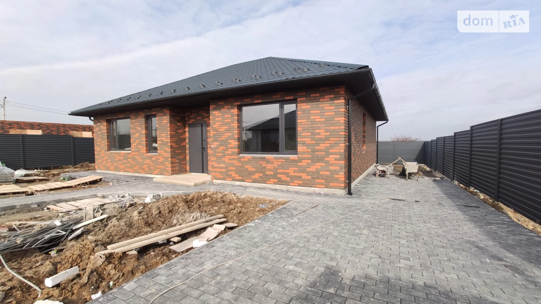 Продается одноэтажный дом 105 кв. м с мебелью, цена: 71000 $ - фото 2