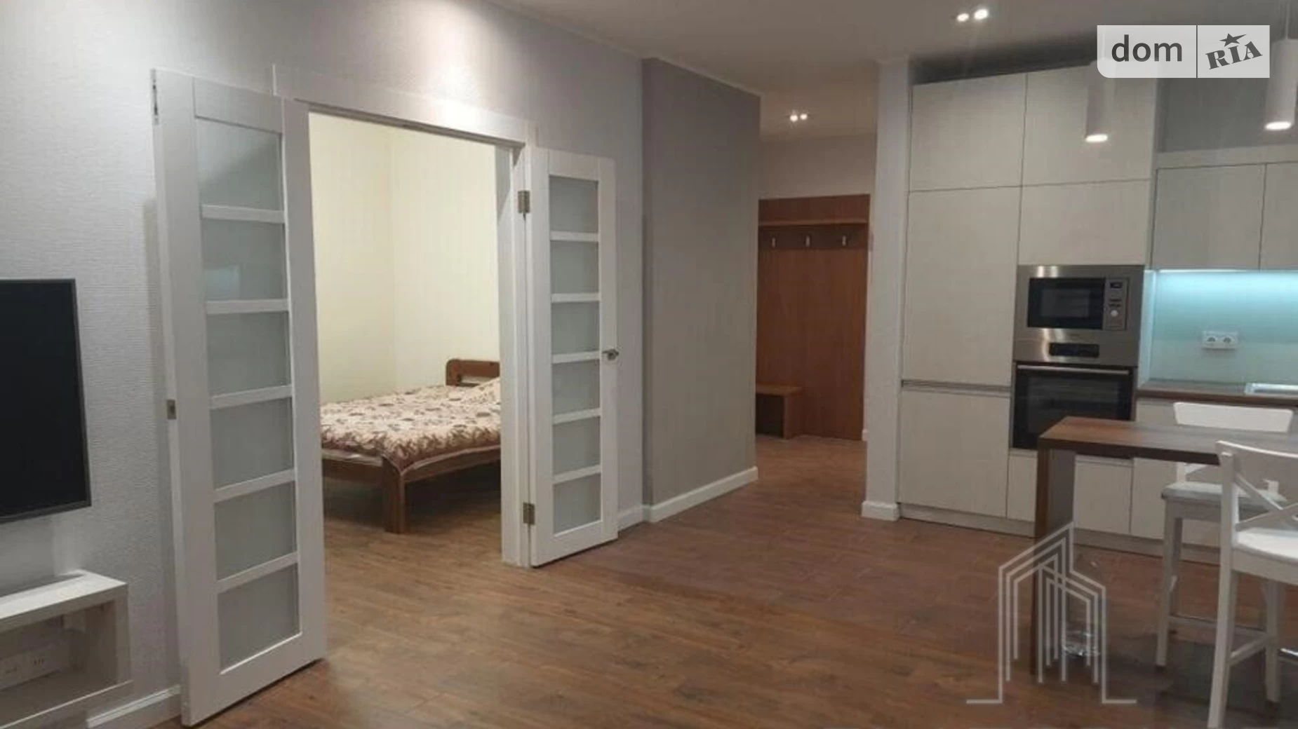 Продается 2-комнатная квартира 54 кв. м в Киеве, ул. Михаила Максимовича, 3Д