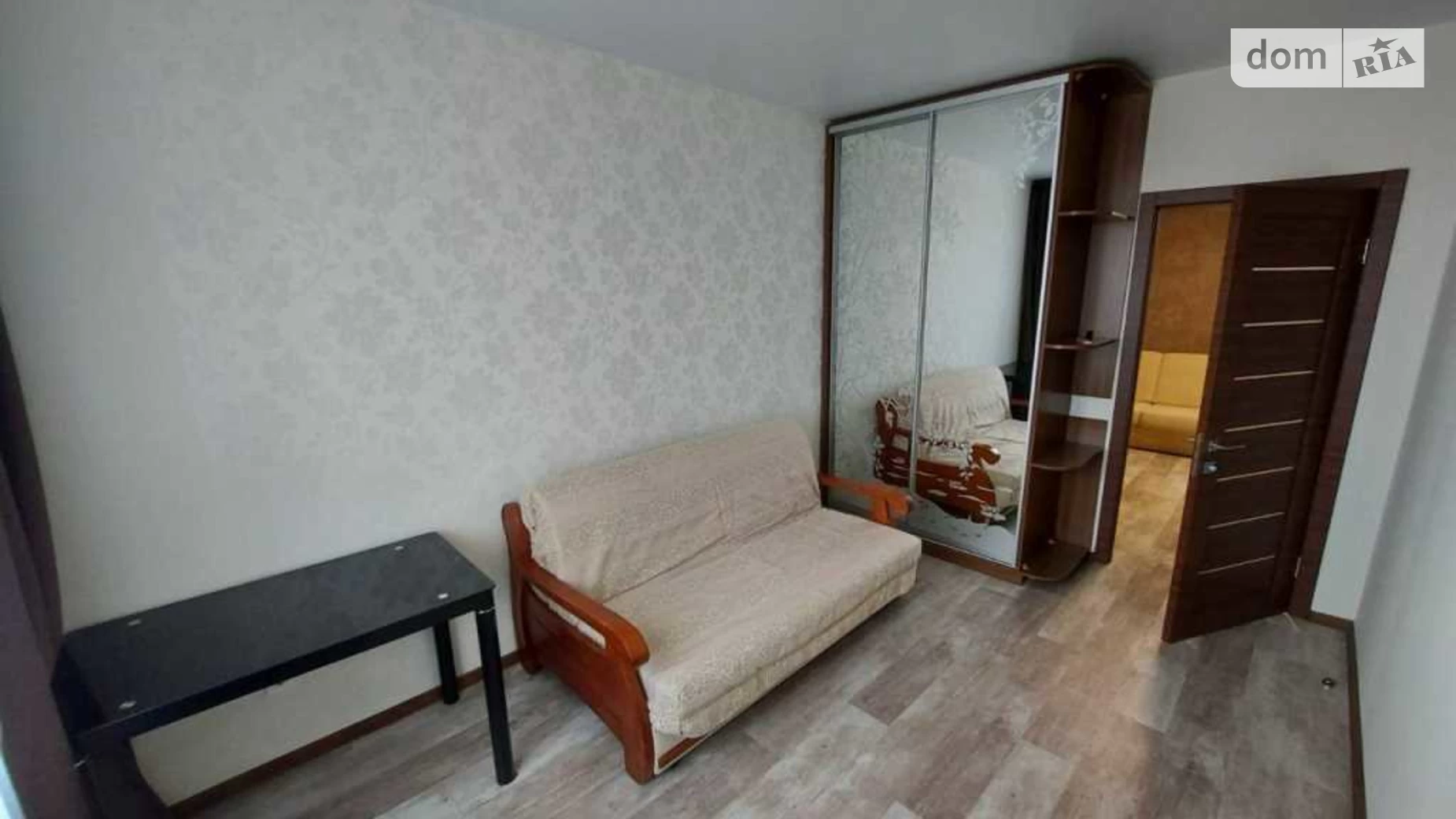 Продається 2-кімнатна квартира 64 кв. м у Полтаві, вул. Полтавська