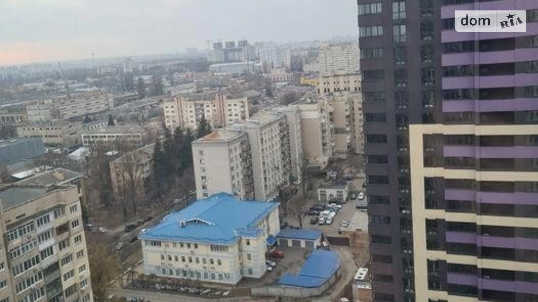 Продается 1-комнатная квартира 44 кв. м в Киеве, просп. Воздухофлотский, 56