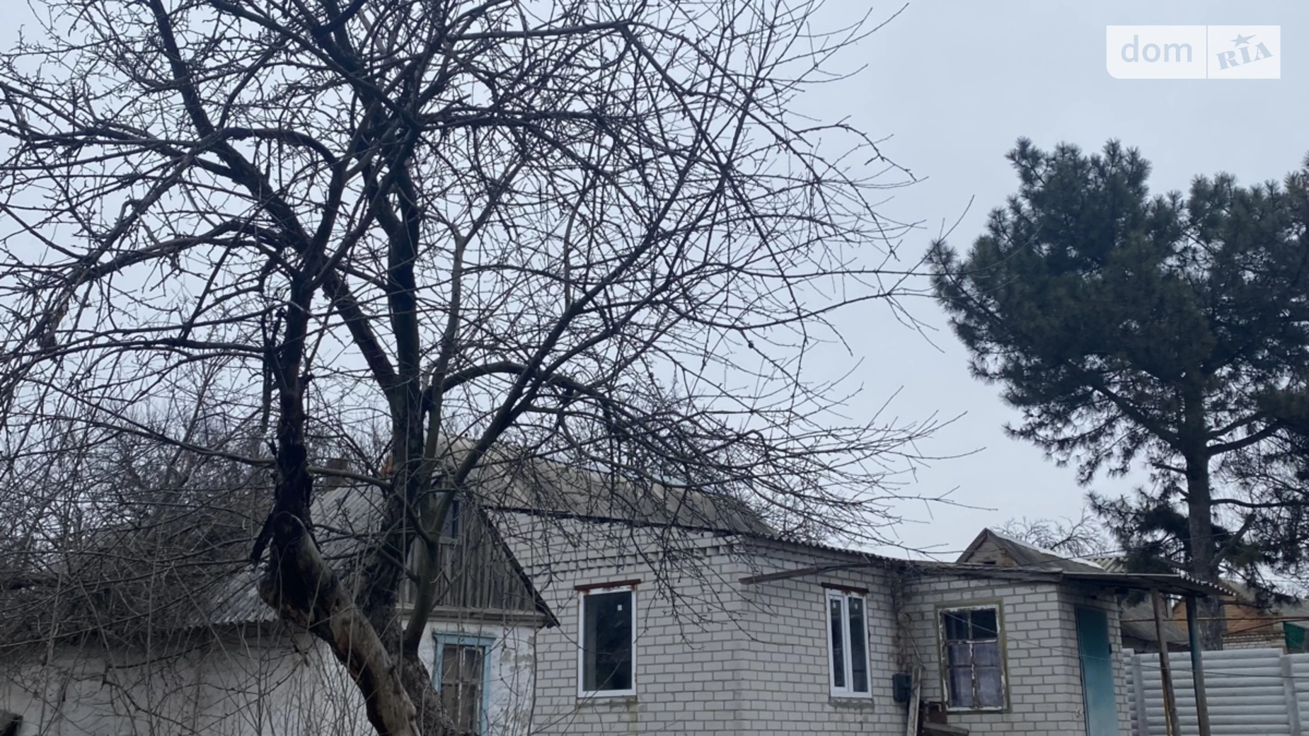 Продається одноповерховий будинок 44 кв. м з каміном, вул. Тиха