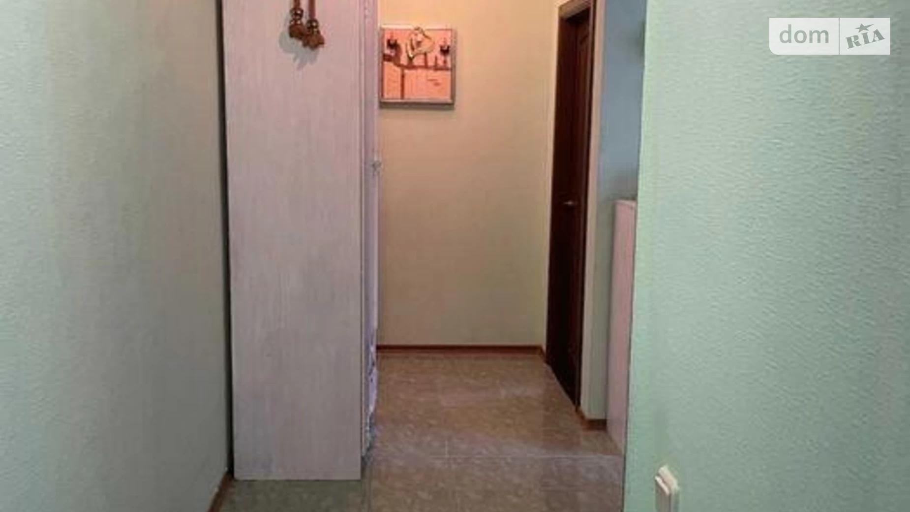Продается 2-комнатная квартира 46 кв. м в Киеве, бул. Жюля Верна(Ромена Роллана), 5Б