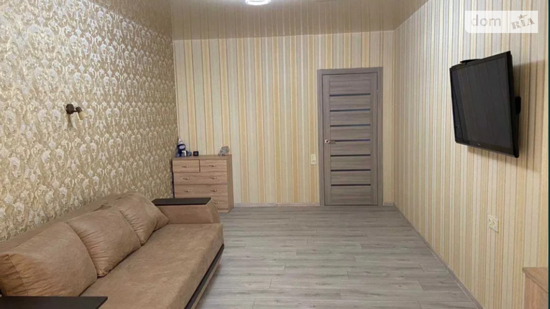 Продается 1-комнатная квартира 59 кв. м в Крыжановке, ул. Софиевская, 2Б