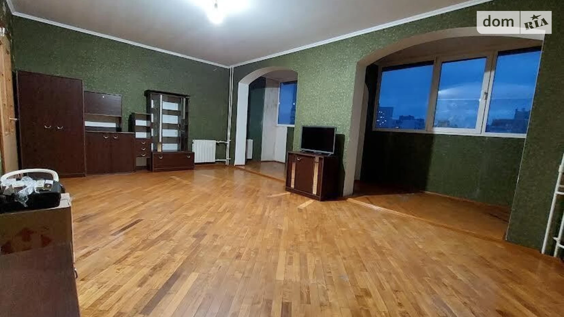 Продается 4-комнатная квартира 115 кв. м в Киеве, ул. Бориса Гмыри, 9В