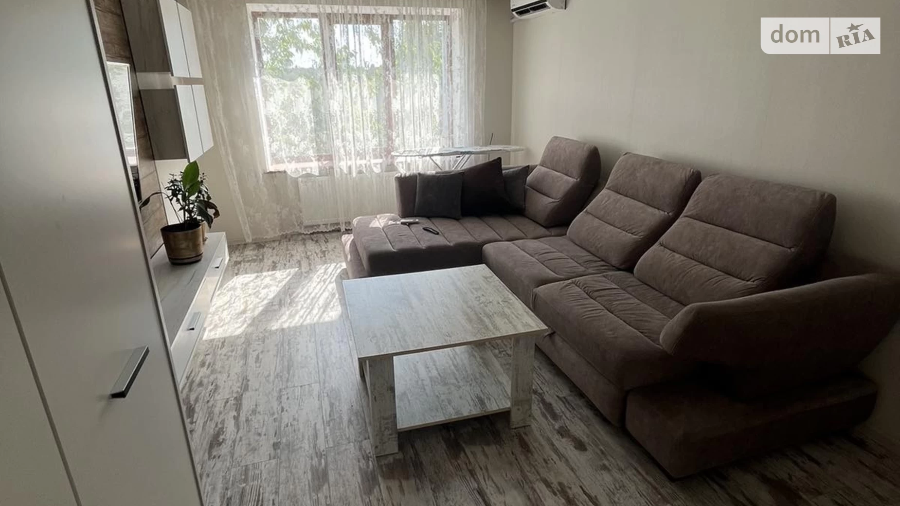 Продается 3-комнатная квартира 70 кв. м в Кропивницком