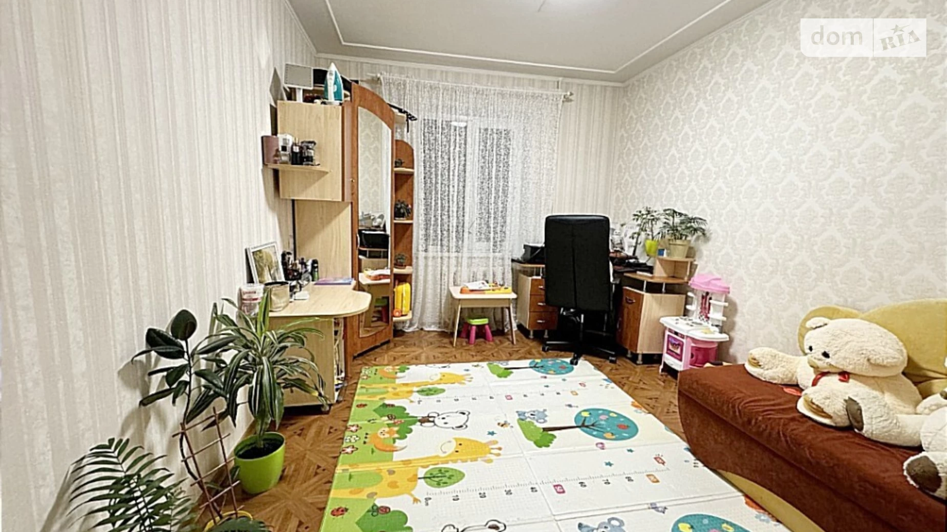Продается 2-комнатная квартира 49 кв. м в Одессе, ул. Академика Королева