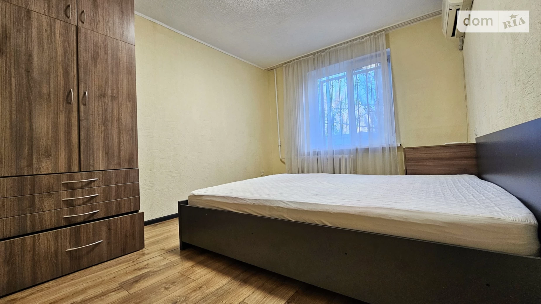 Продается 3-комнатная квартира 62 кв. м в Днепре, ул. Бердянская