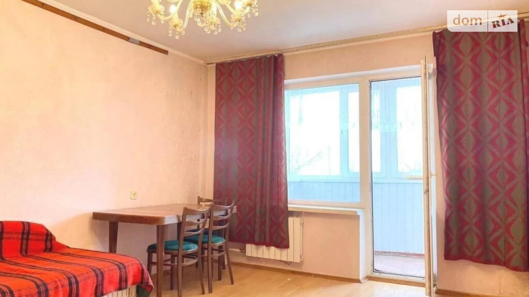 Продается 3-комнатная квартира 69 кв. м в Киеве, ул. Академика Ефремова, 7