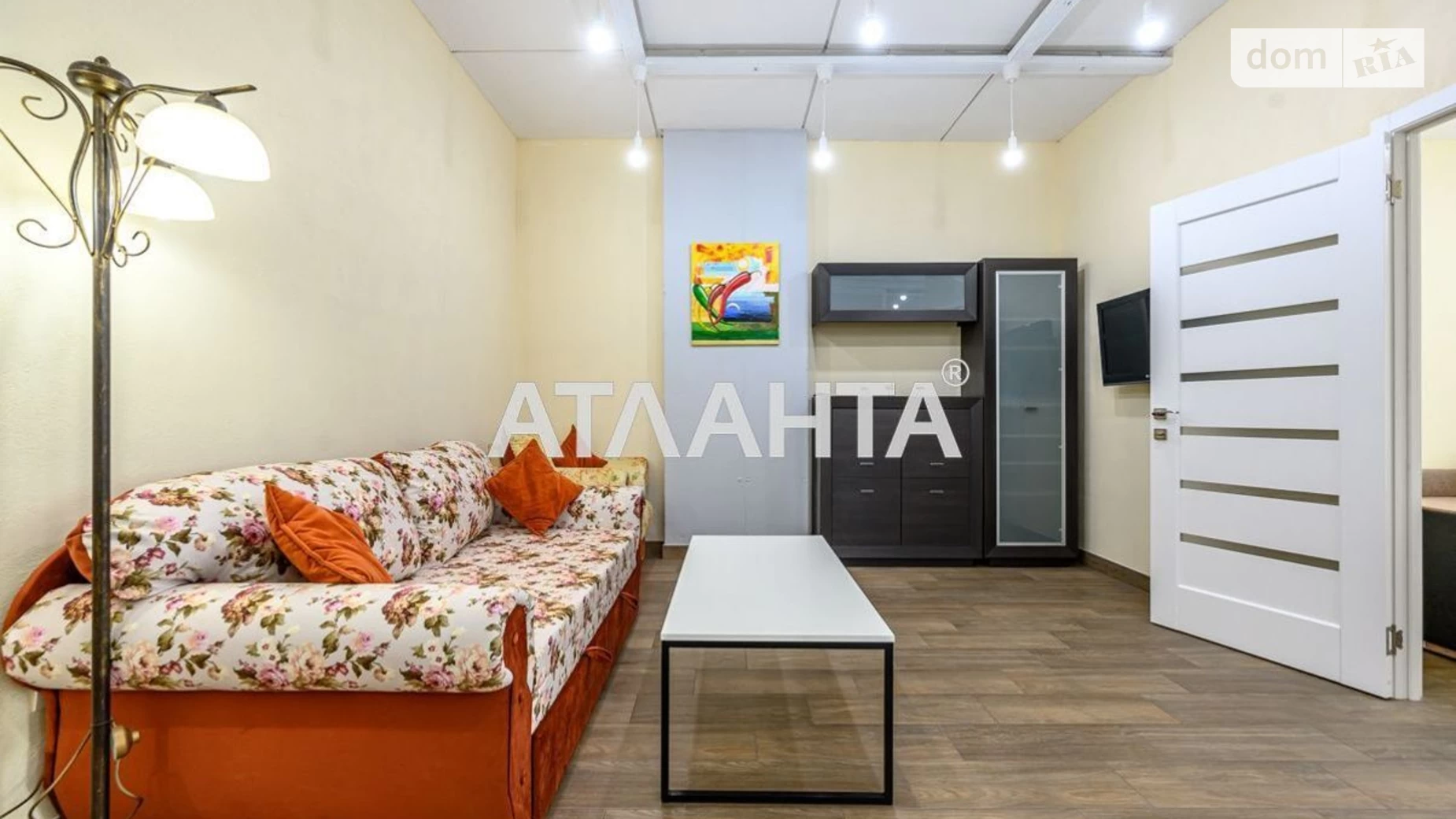 Продается 2-комнатная квартира 74.1 кв. м в Одессе, плато Гагаринское, 5/2 - фото 2