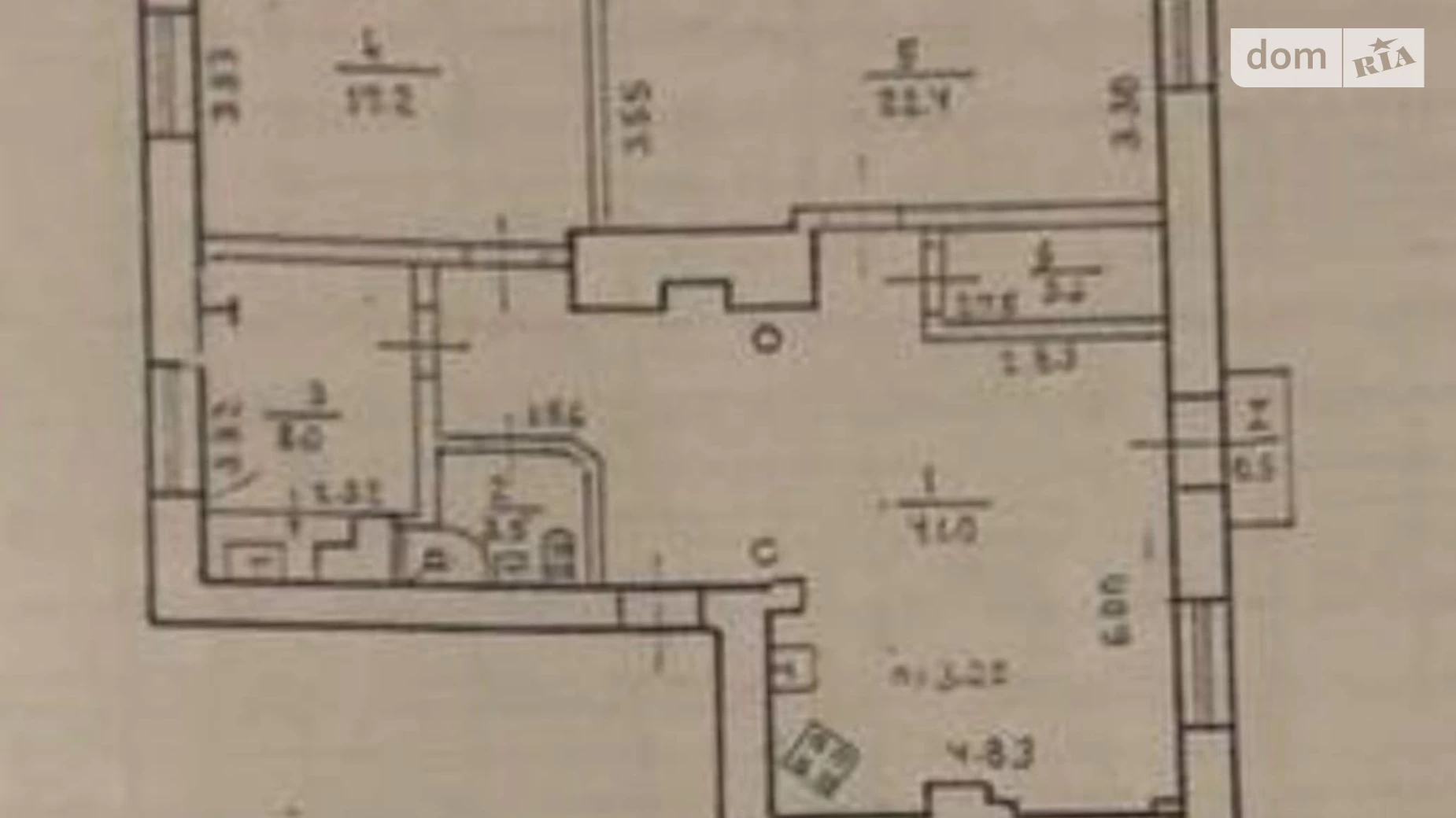 Продается 2-комнатная квартира 100 кв. м в Днепре, ул. Акинфиева Ивана, 17