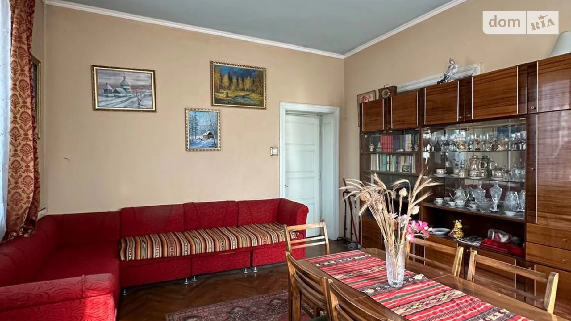 Продается 2-комнатная квартира 77.5 кв. м в Ивано-Франковске, ул. Независимости