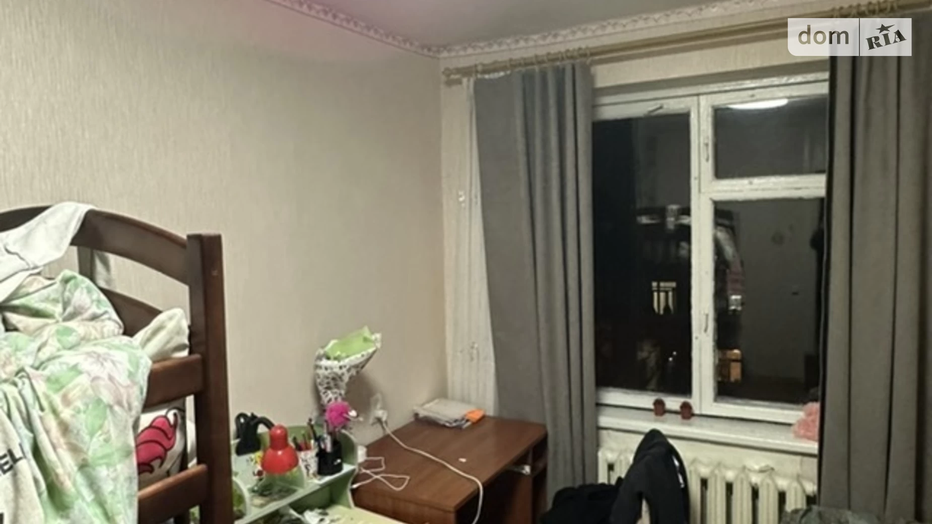 Продается 2-комнатная квартира 46 кв. м в Днепре, ул. Решетиловская