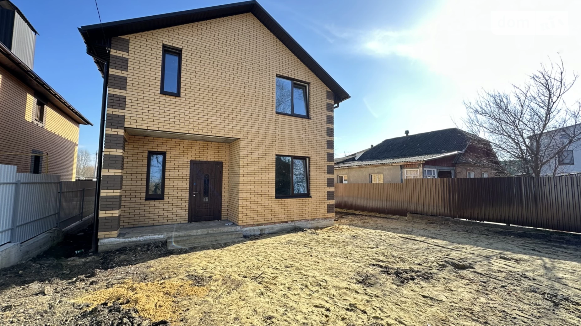 Продается дом на 2 этажа 120 кв. м с гаражом, цена: 92000 $ - фото 4