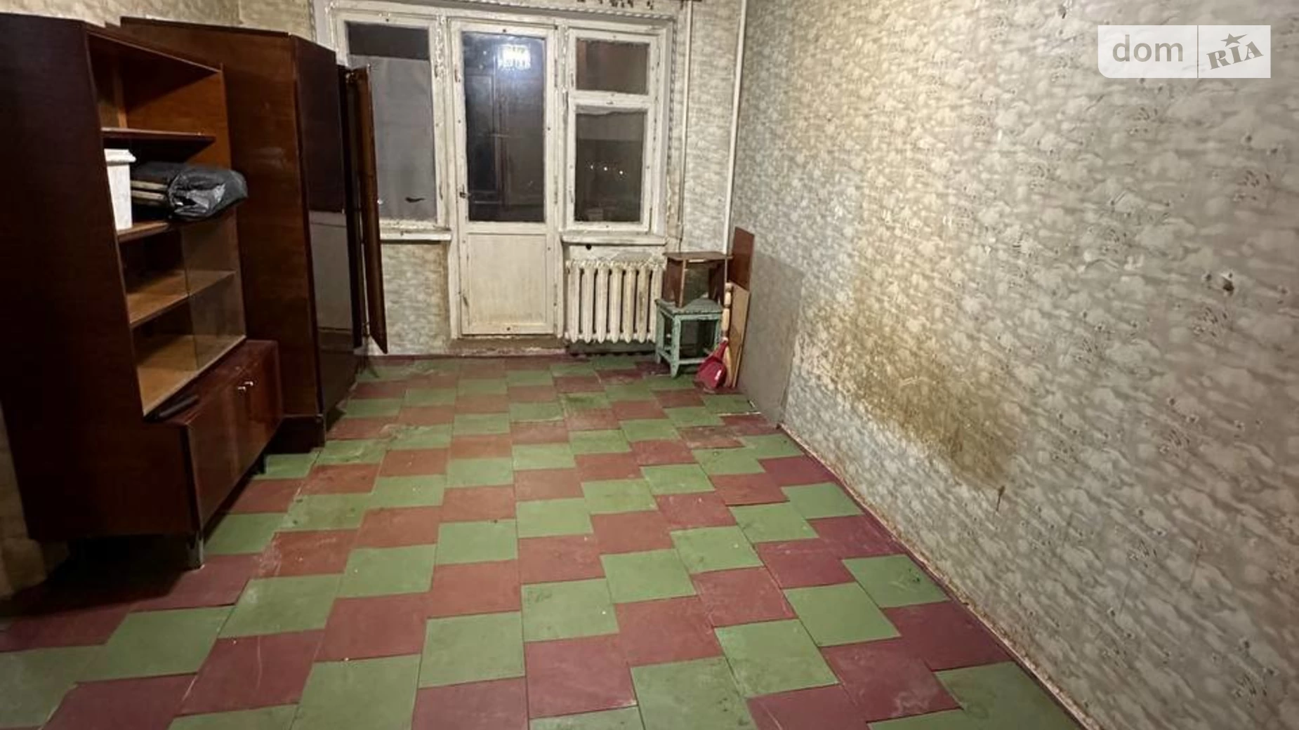 Продається 1-кімнатна квартира 32 кв. м у Дніпрі, вул. Хмельницького Богдана, 27