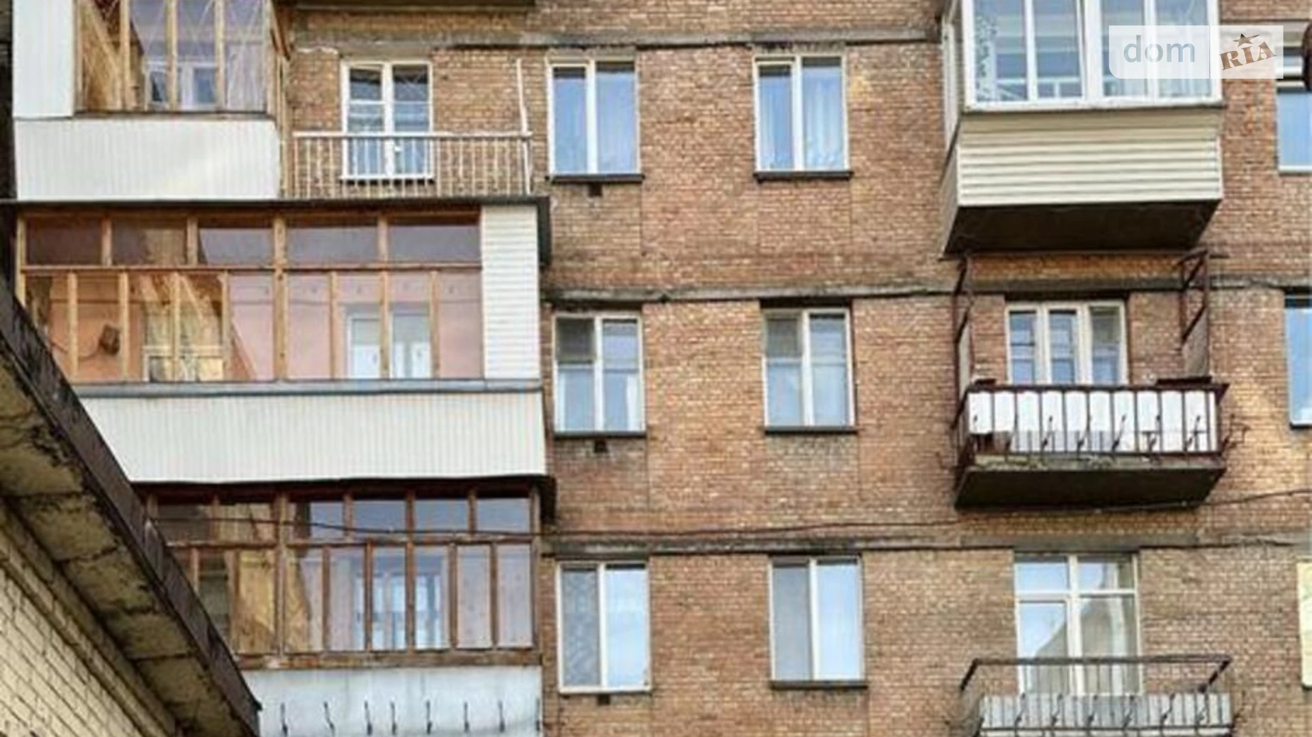 Продается 3-комнатная квартира 64 кв. м в Киеве, пер. Аллы Горской(Чеслава Белинского), 5