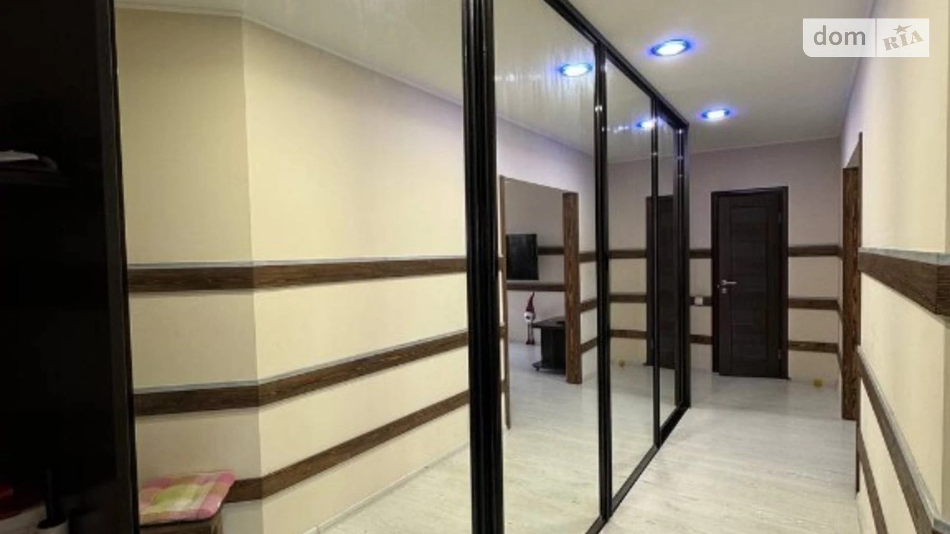Продается 4-комнатная квартира 173.7 кв. м в Ровно, ул. Буковинская, 3 - фото 5