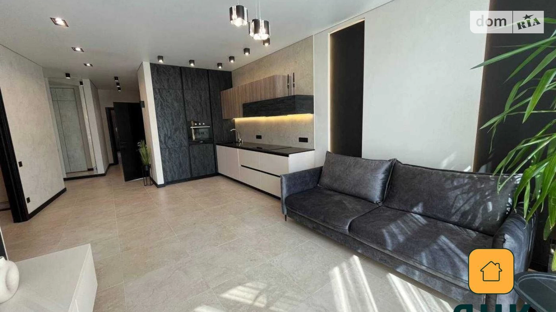 Продается 3-комнатная квартира 80 кв. м в Одессе, ул. Генуэзская, 3А - фото 2
