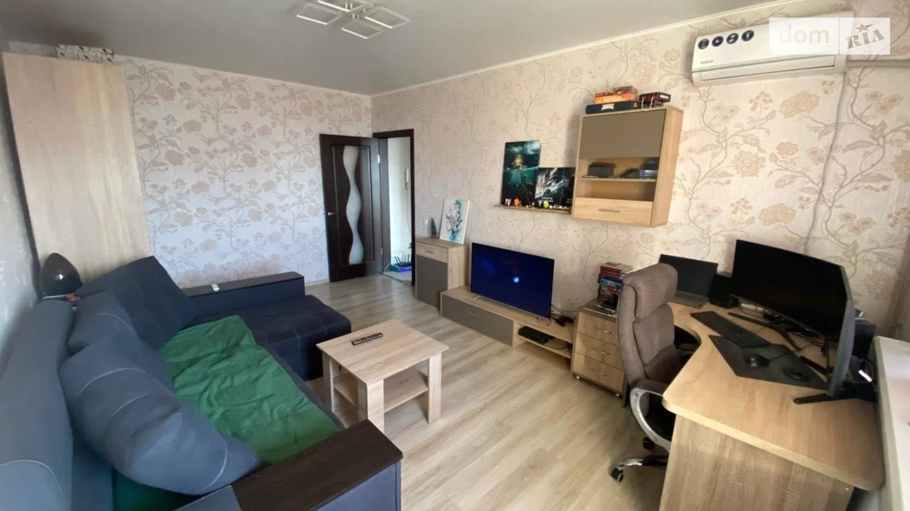 Продается 2-комнатная квартира 55 кв. м в Харькове, ул. Гвардейцев-Широнинцев, 24